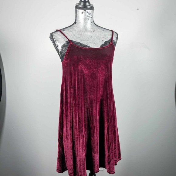 NWT ANTHROPOLOGIE MARONIE VELVET LACE COCKTAIL AND PARTY DRESS - M - Picture 3 of 6
